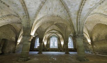 L'abbaye de Vaucelles et sa magnifique architecture cistercienne. Tourisme Nord.
