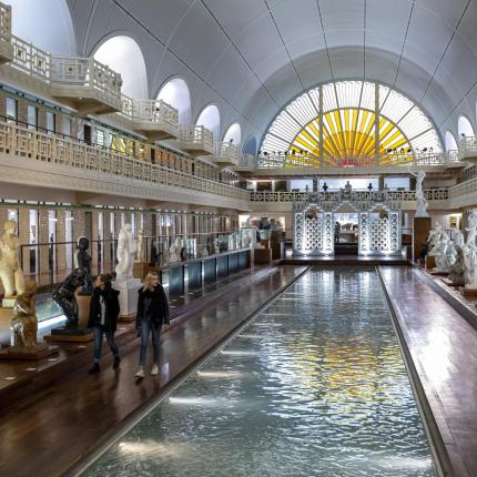 La lame d'eau, symbole du passé aquatique du musée roubaisien