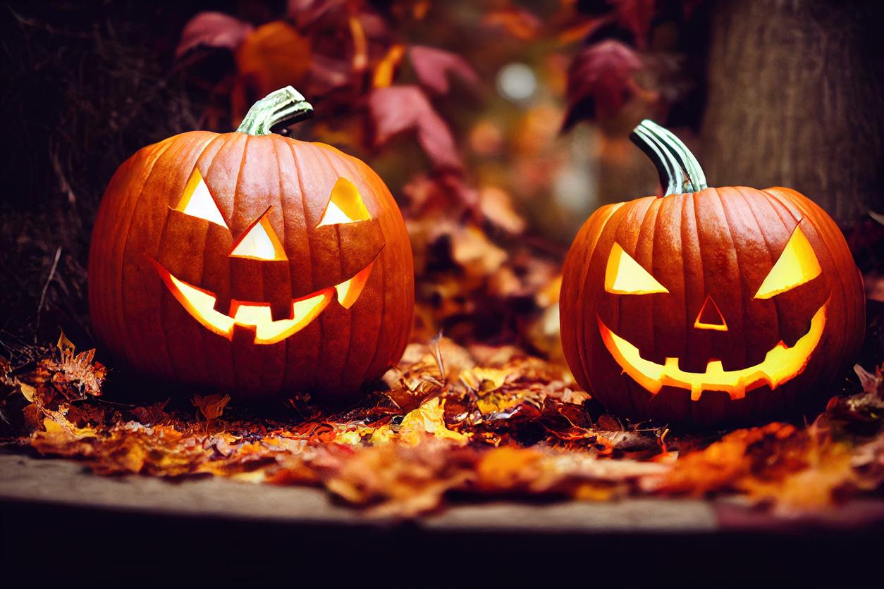 Deux citrouilles inquiétantes d'halloween